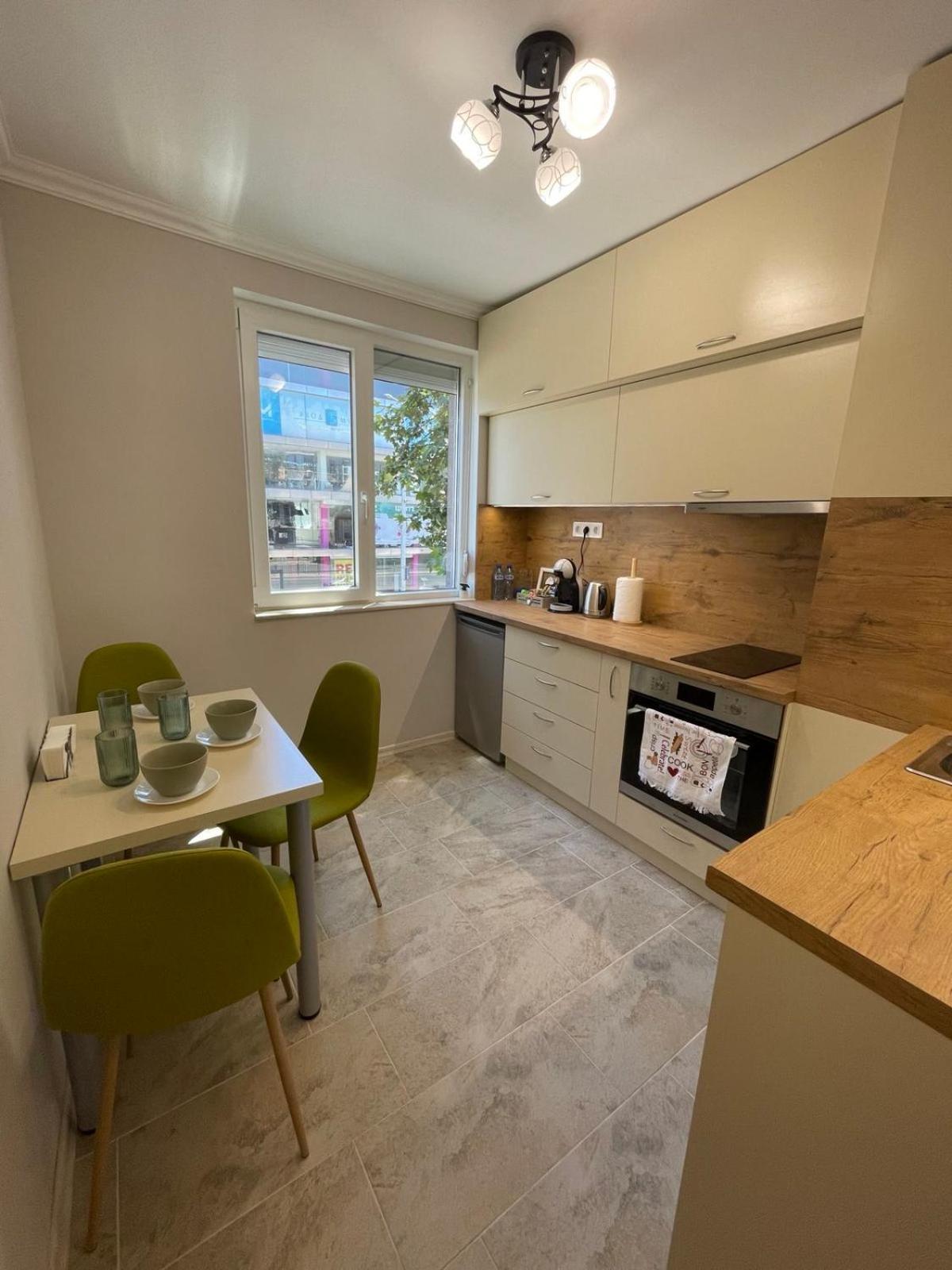 Seven Hills Apartment With Optional Parking Plovdiv Buitenkant foto